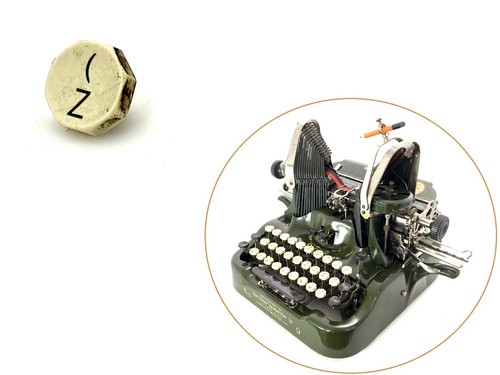 Oliver typewriter key - z,